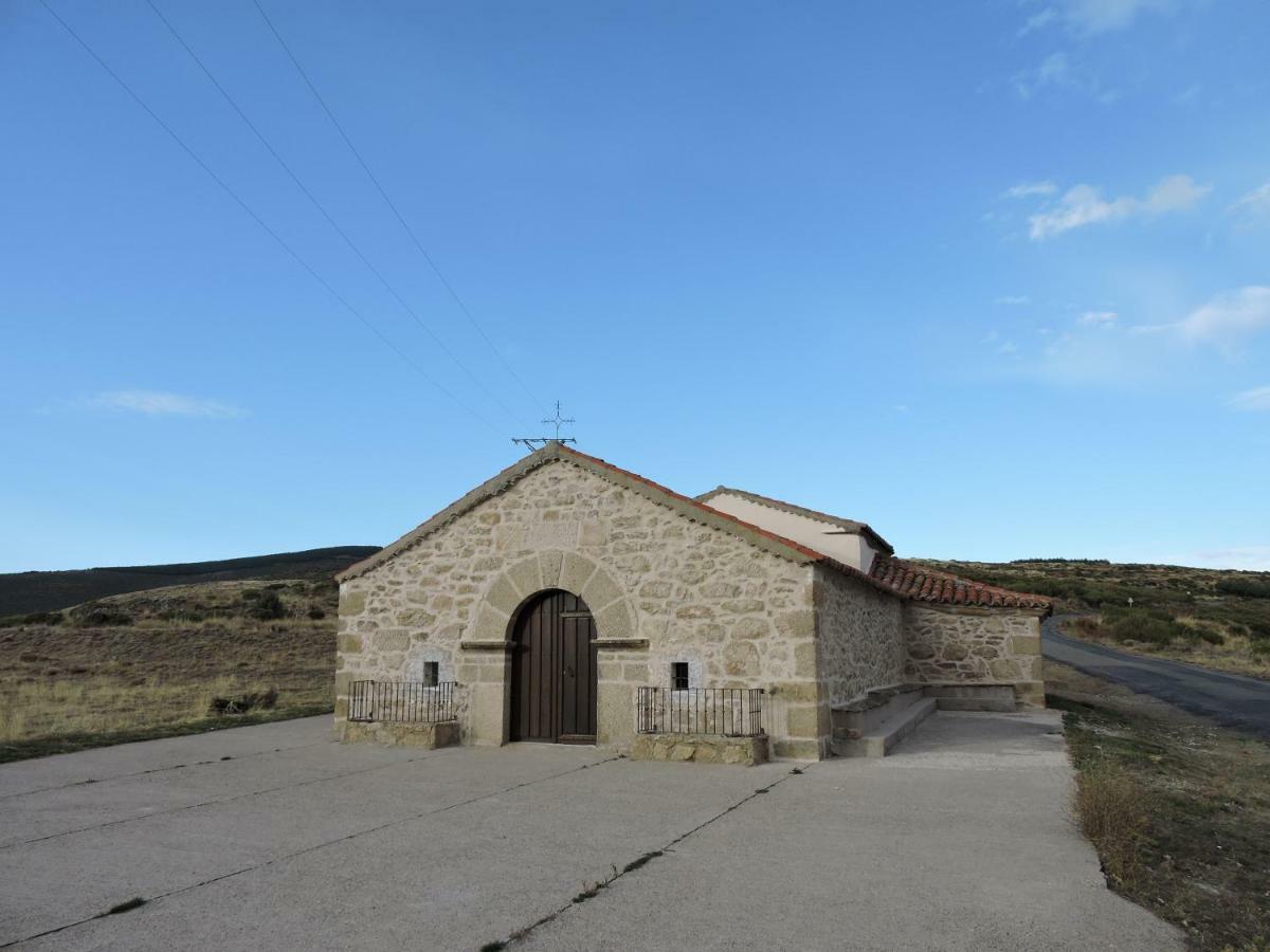 Casa Sierra De Gredos Guest House Navasequilla Ngoại thất bức ảnh